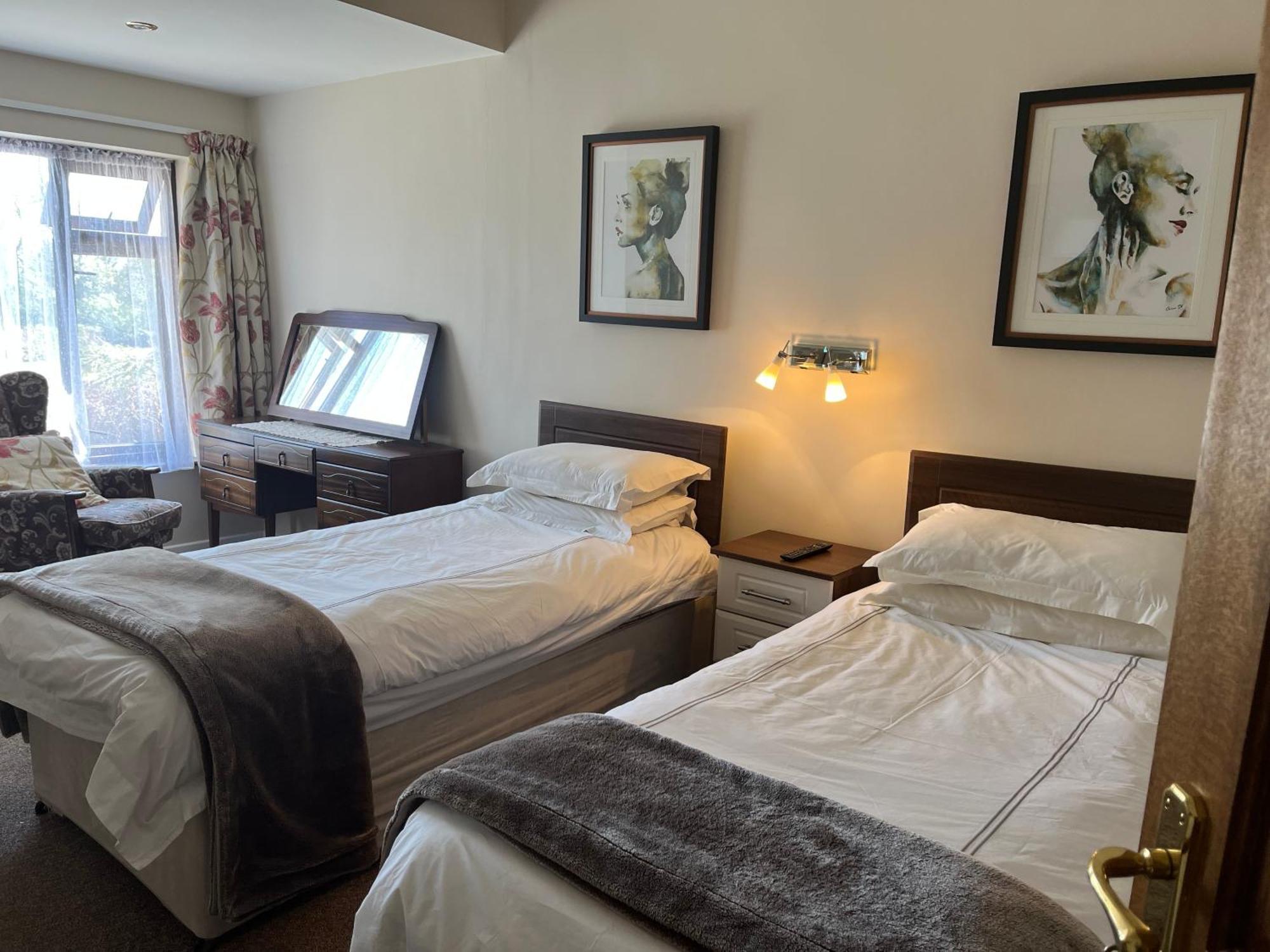 Palmgrove Bed & Breakfast 리스토웰 외부 사진